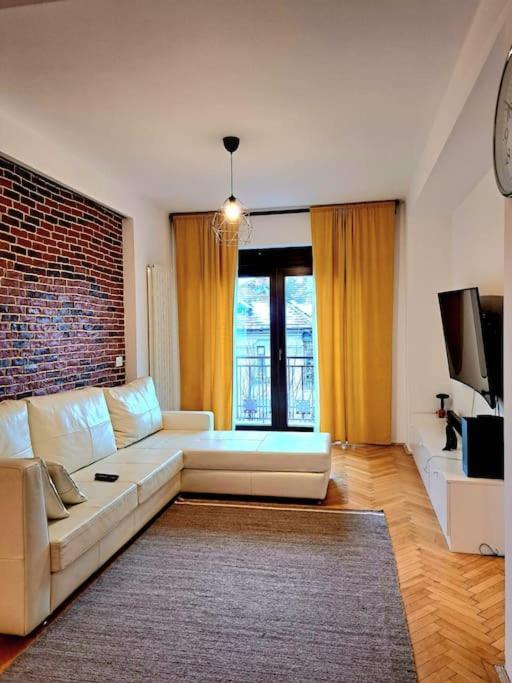 Classy Apartment With Parking In The City Center Βουκουρέστι Εξωτερικό φωτογραφία