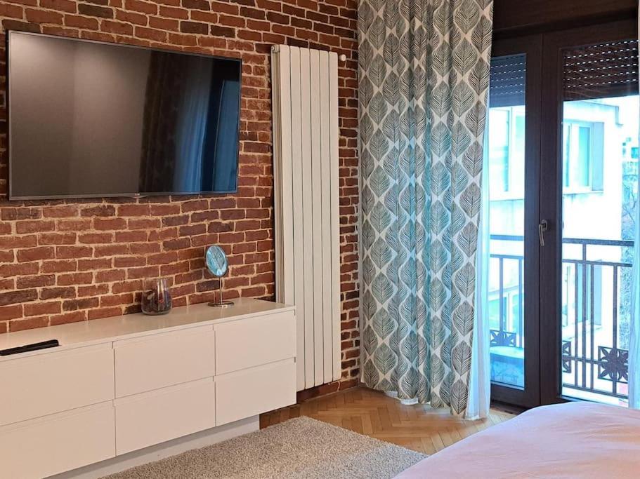 Classy Apartment With Parking In The City Center Βουκουρέστι Εξωτερικό φωτογραφία