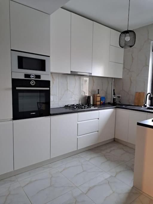 Classy Apartment With Parking In The City Center Βουκουρέστι Εξωτερικό φωτογραφία
