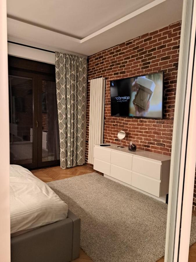 Classy Apartment With Parking In The City Center Βουκουρέστι Εξωτερικό φωτογραφία