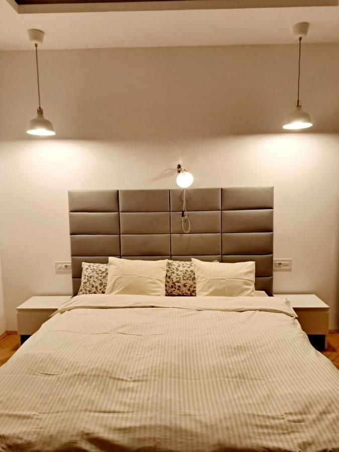 Classy Apartment With Parking In The City Center Βουκουρέστι Εξωτερικό φωτογραφία