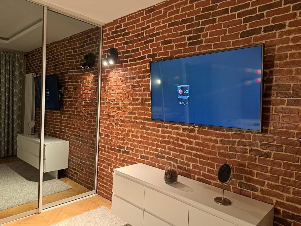 Classy Apartment With Parking In The City Center Βουκουρέστι Εξωτερικό φωτογραφία